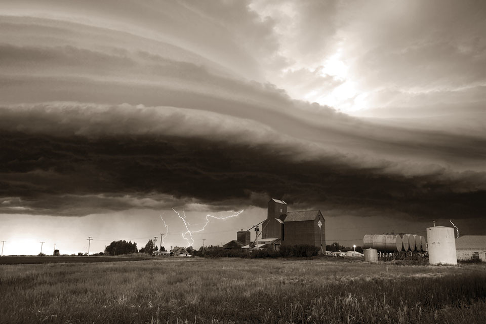 North Dakota Storm Front I could see this storm front comi… Flickr