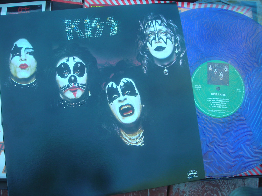 "KISS"; First album on purple vinyl This is part of quite … Flickr