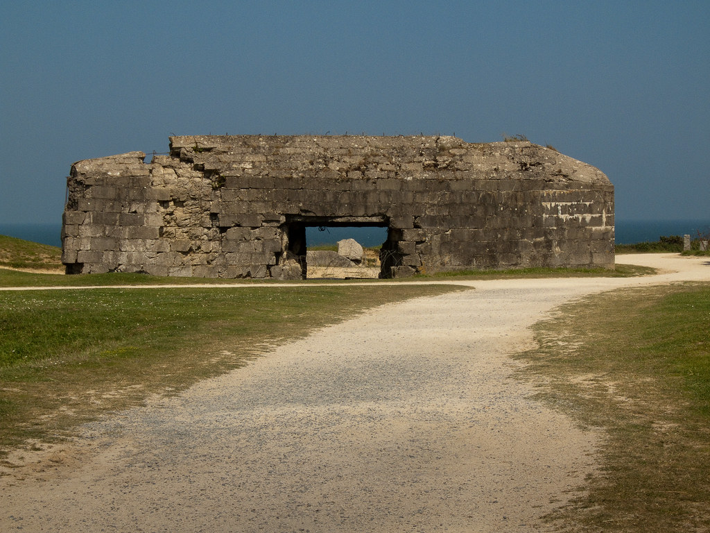 DSCF0250 Pointe du Hoc, Normandy. Gun Battery. On 6 June 1… Flickr