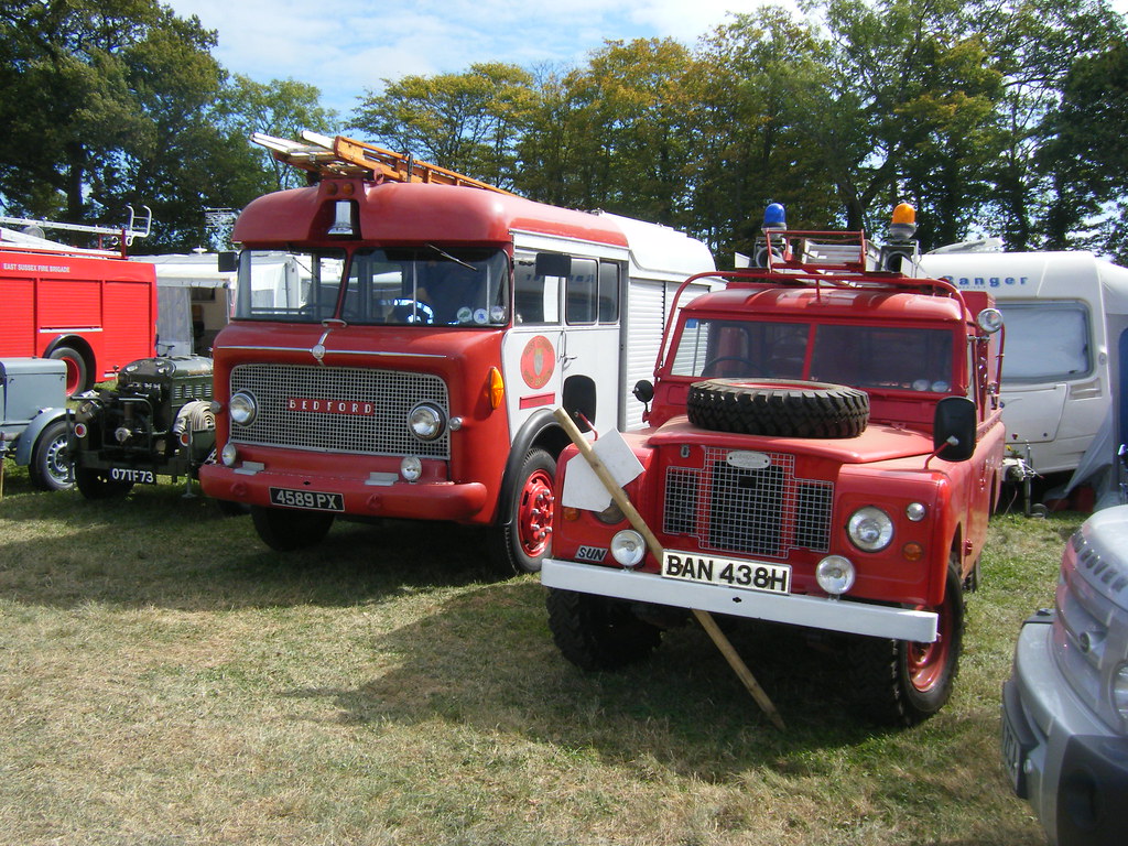 Bedford and Land Rover vehicles Bedford fire engine from e… Flickr