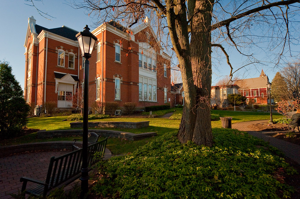 Burton Public Library 1885 Burton (Geauga County) Ohio U… Flickr