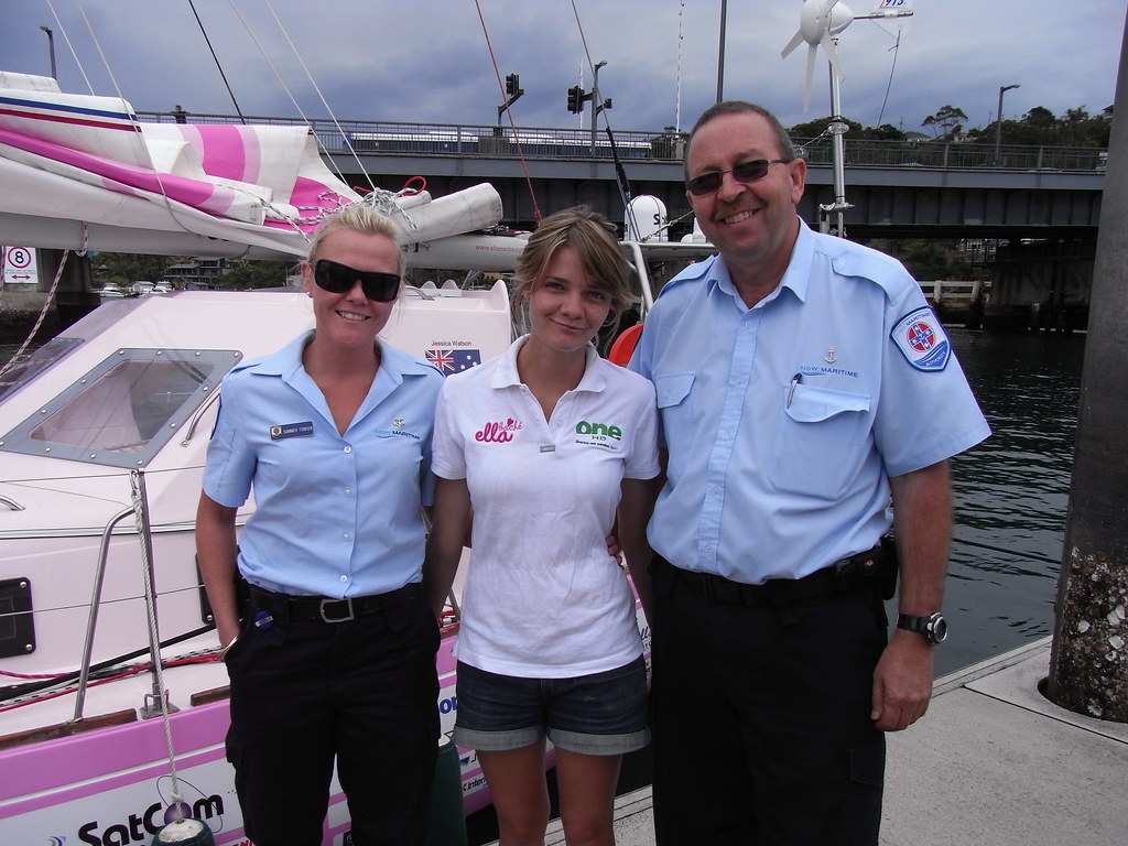Jessica Watson NSW Maritime Boating Safety Officers escort… Flickr