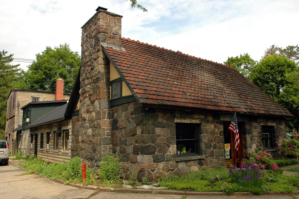 copper shop DSC_0197 Copper Shop front copperoak Flickr