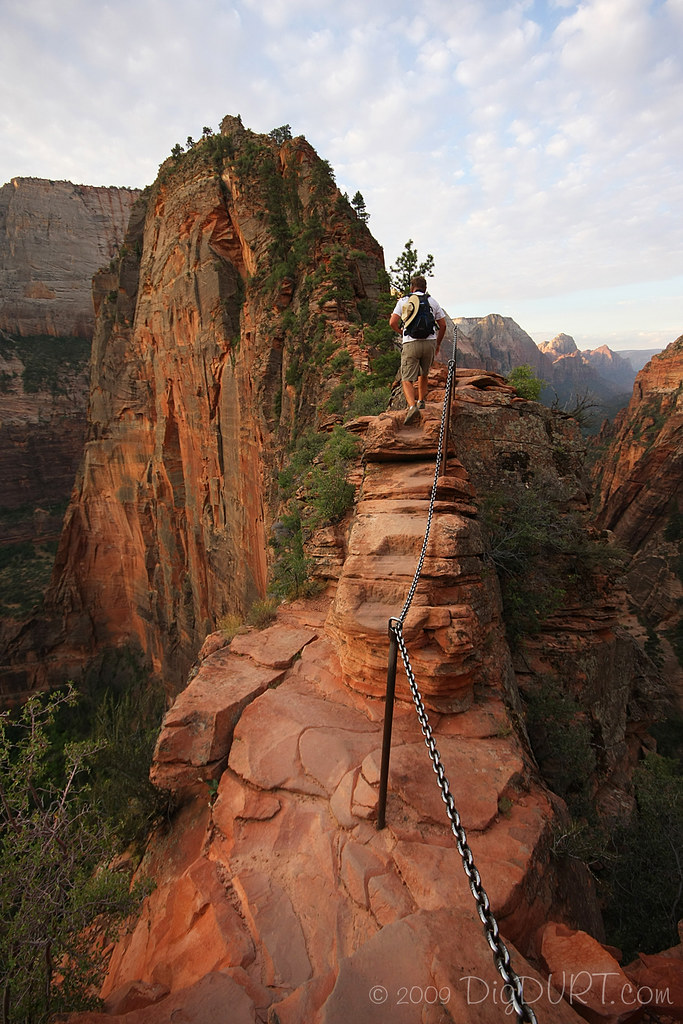 Angels Landing Trail One of the narrower sections on the A… Flickr