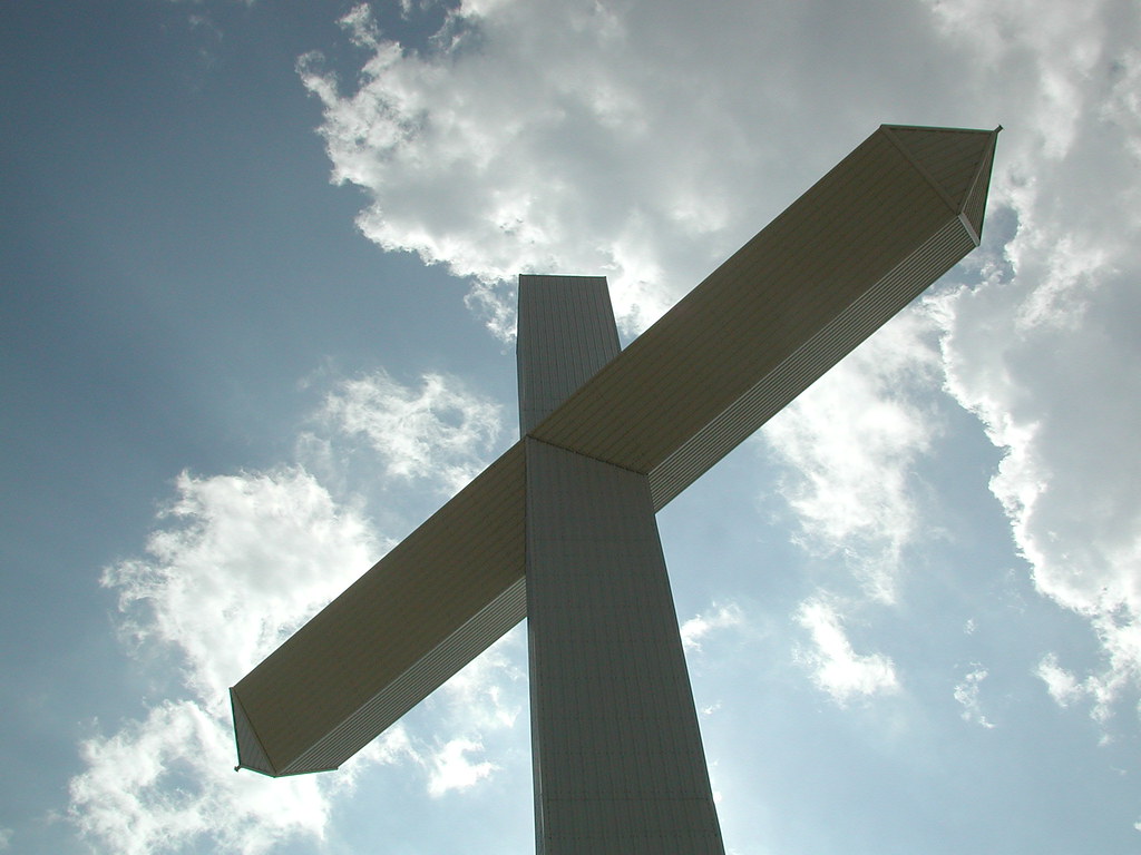 Cross 2 Largest cross in N America Matt & Sarah Kerner Flickr