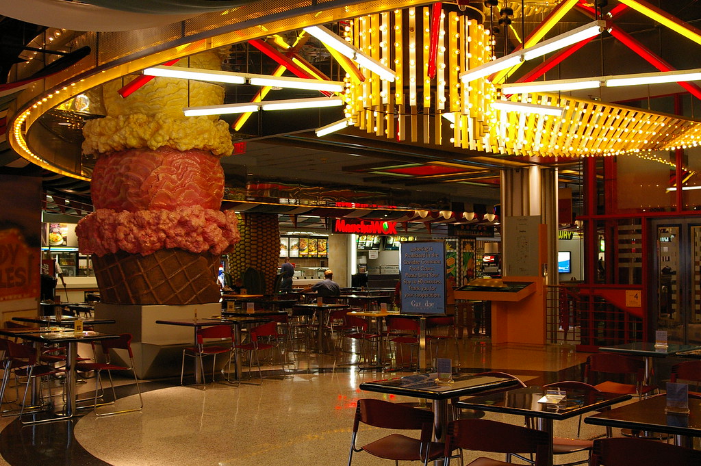 Gaviidae Common circus food court, Minneapolis the 4th lev… Flickr