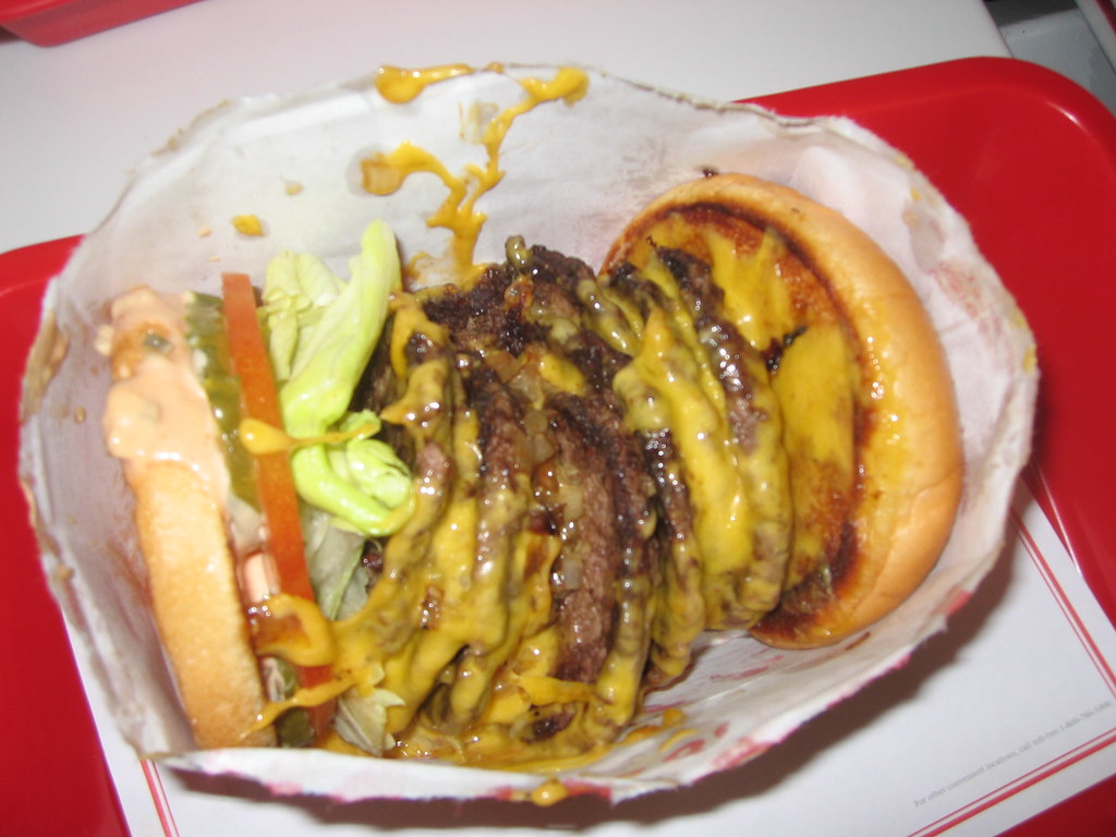 8 x burger In 'n' Out burger let you have as many patties … Flickr