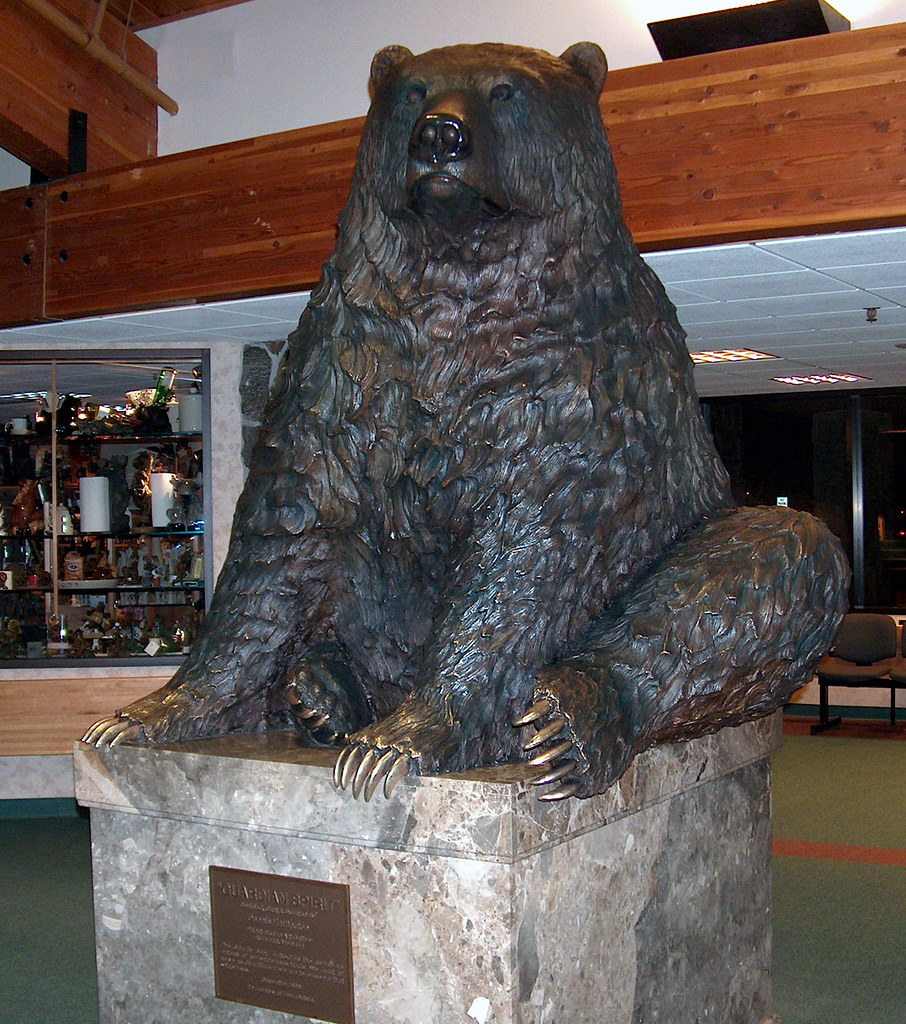 Bronze Bear This life size bronze grizzly bear sculpture s… Flickr