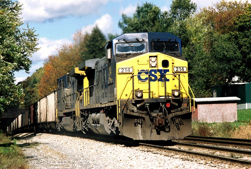 CSX Terra Alta, WV An eastbound CSX coal drag tops the s… Flickr