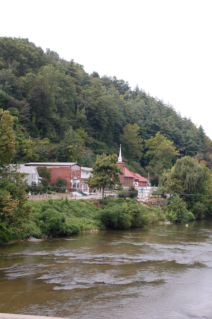 Town of Green Mountain, NC Don't blink or you'll miss it. Flickr