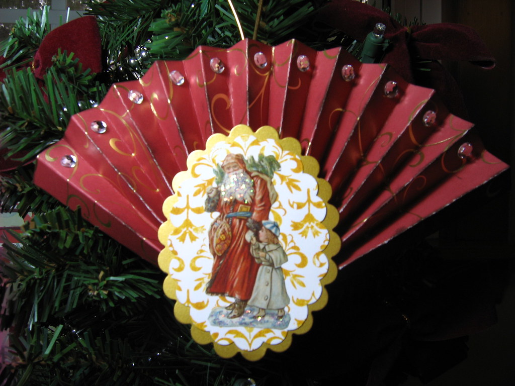 Victorian Fan Ornament In the Christmas issue of Victoria … Flickr