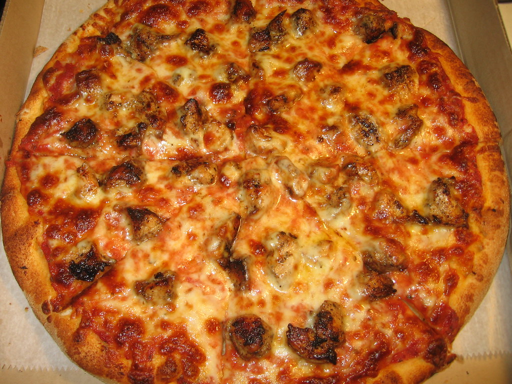 Jerk chicken pizza From U.S. Empire Pizza in Hartford, CT.… Coyoty Flickr