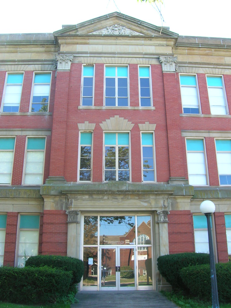 092207 Lorain High School 2Lorain, Ohio (4) Aaron Turner Flickr