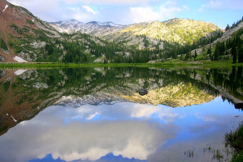Frazier lake reflection Frazier lake in the Eagle Cap wild… Flickr