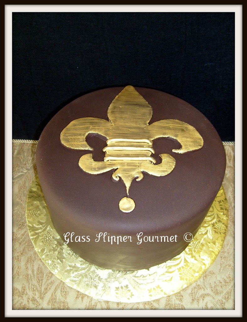 Fleur de Lys Grooms cake Simple and elegant chocolate fo… Flickr