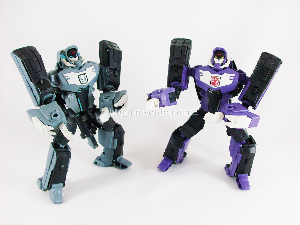 Transformers Shockwave Animated Voyager modo Longarm a photo on