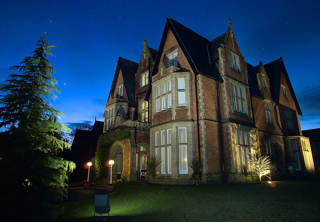 Sedgley Park Sedgley House, the Grade II listed building a… Flickr