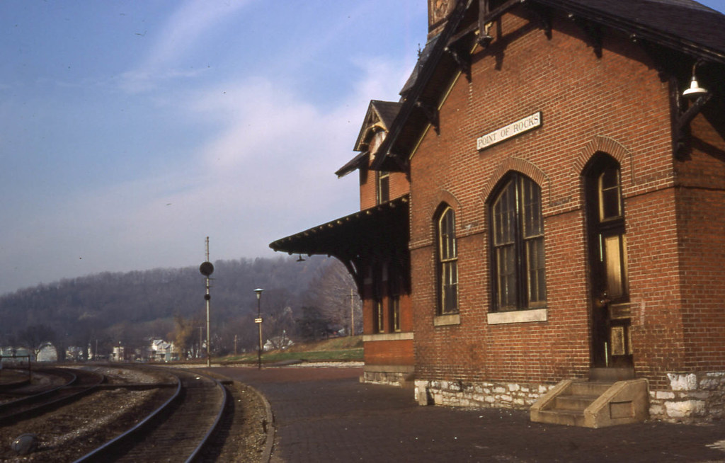 19791100 05 B&O Point of Rocks, MD a photo on Flickriver