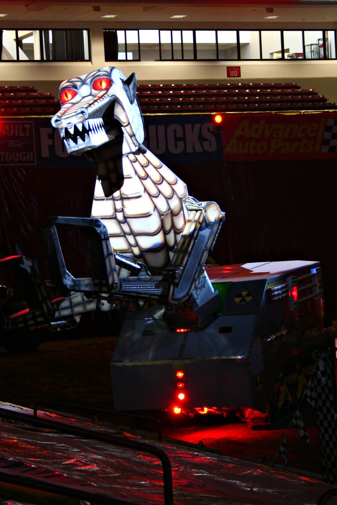 Megasaurus, the robot dinosaur a photo on Flickriver
