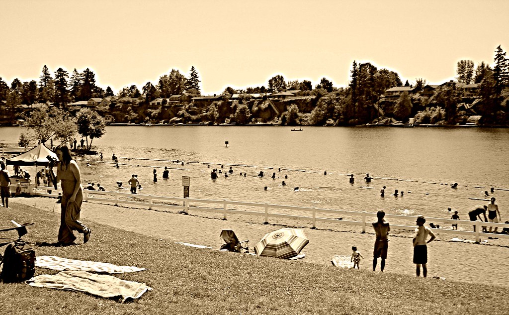 Blue Lake Park We headed to Blue Lake Park to beat the 100… Flickr