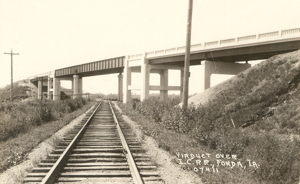 Fonda, Iowa, Illinois Central Railroad, Viaduct Fonda is l… Flickr