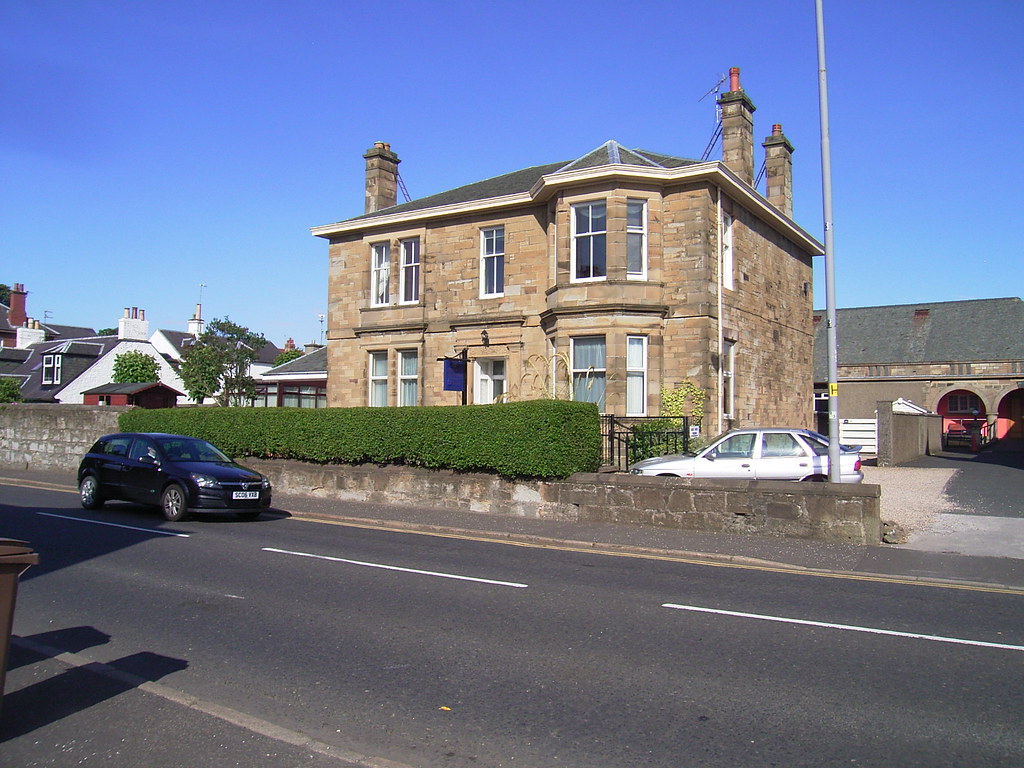 581 Prestwick Guest House, Scotland LeamDavid Flickr