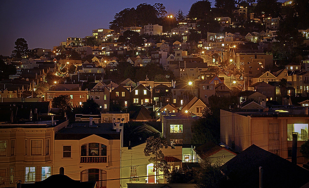 bats_noe_at_night Noe Valley, SF Flickr