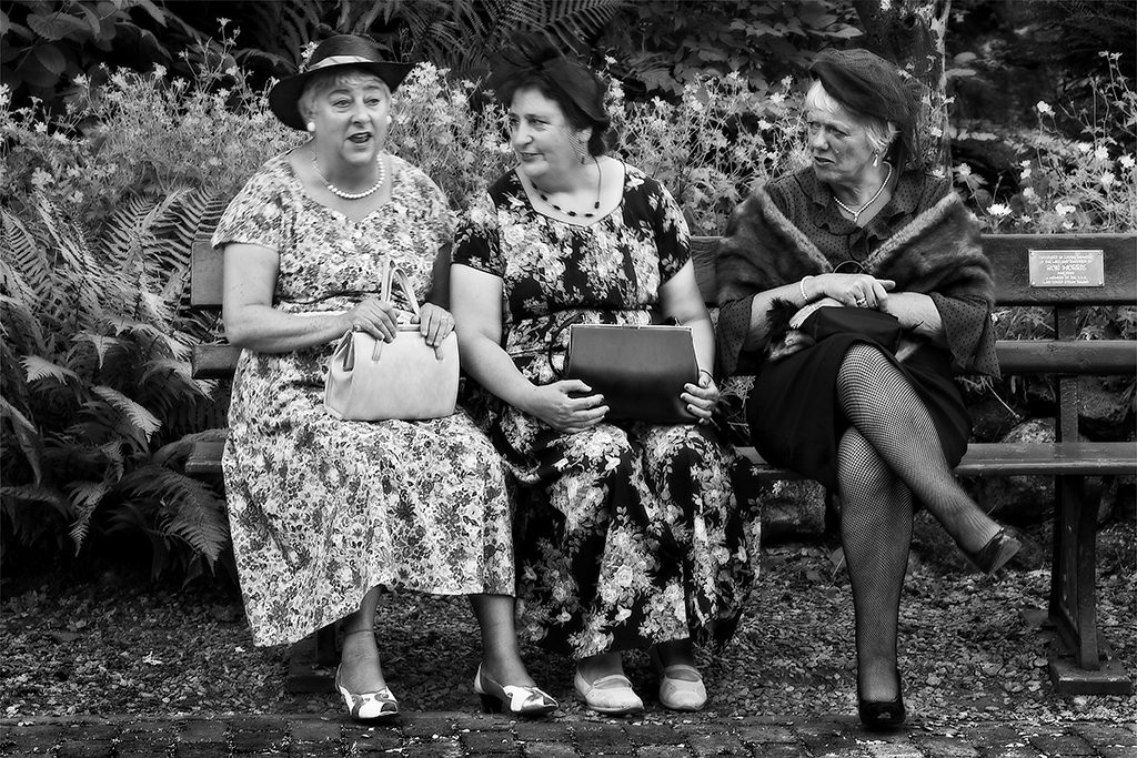 Ladies in Waiting Copyright © Robert Powell 2009. All Righ… Flickr