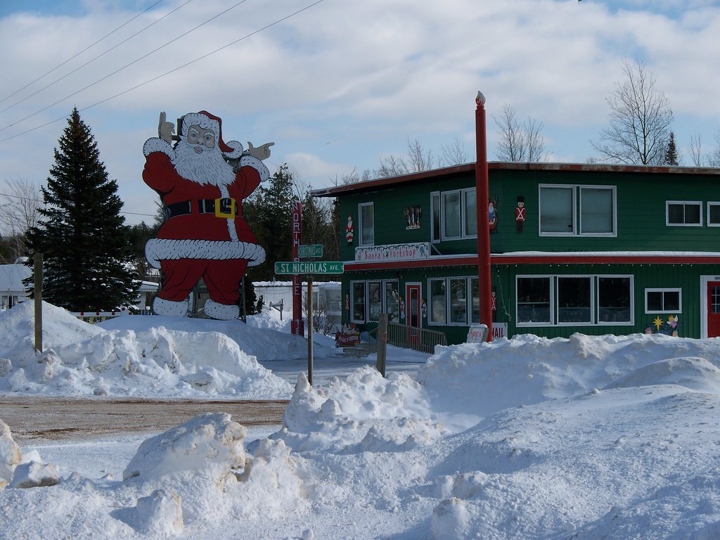 christmas_mi2 Christmas, Michigan about 30 miles east … Flickr