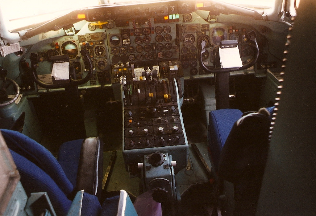 Hawaiian Douglas DC9 Cockpit center 5K views 2 faves Flickr
