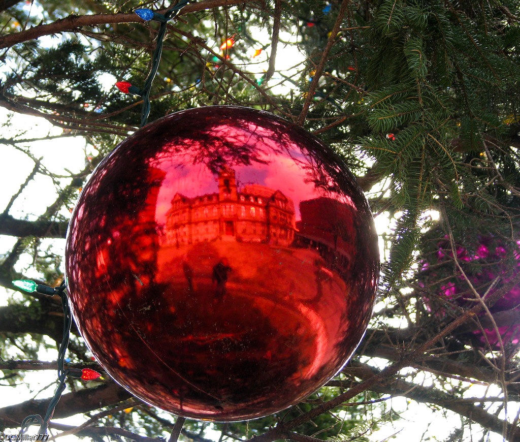 Christmas on Grand Parade The Halifax City Hall building i… Flickr