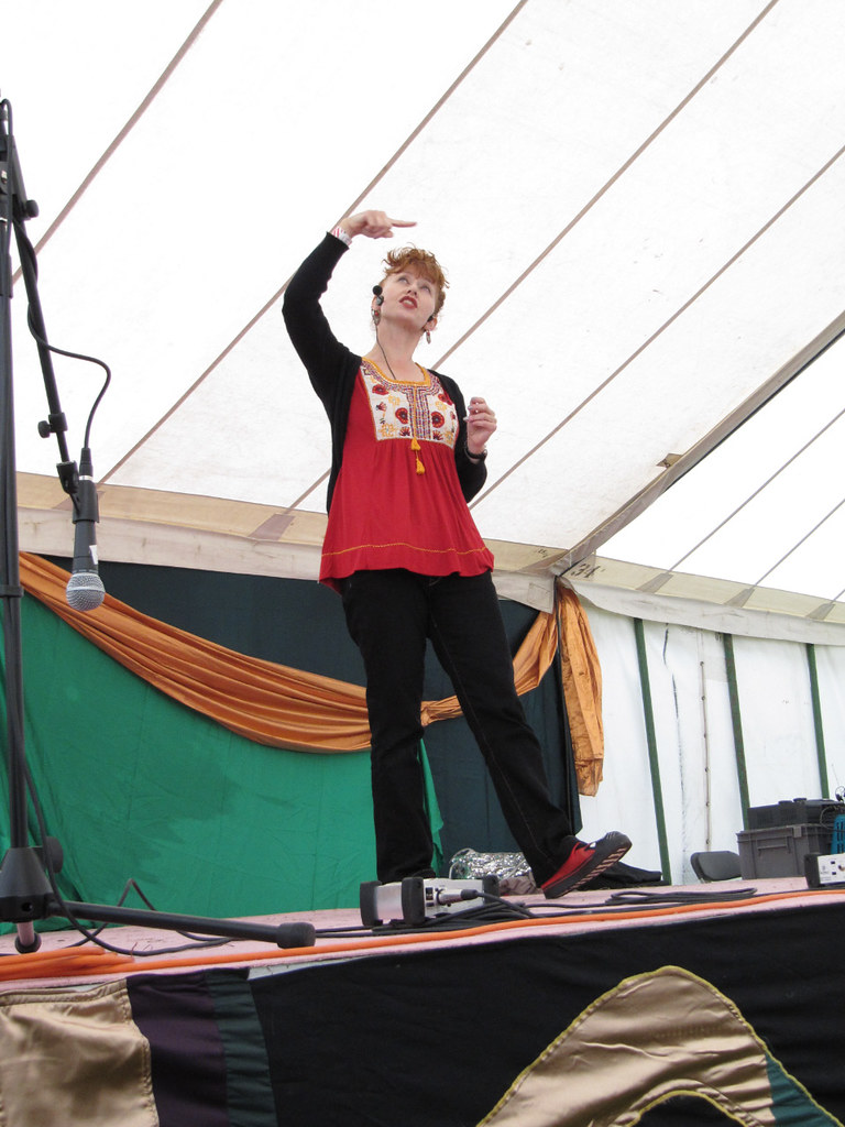 cat weatherill Cat Weatherill at Festivat at the Edge, Muc… Flickr