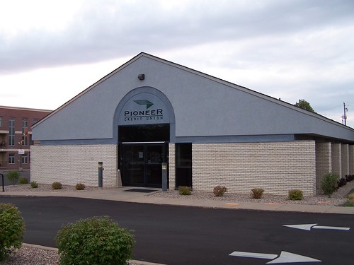27Jul2009 Pioneer Credit Union Scott Crevier Flickr