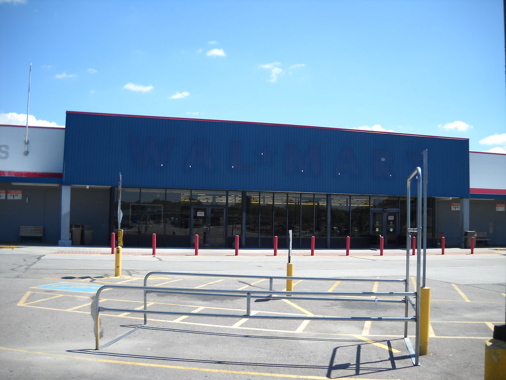 Old Boonville, MO WalMart The old Boonville, MO WalMart … Flickr