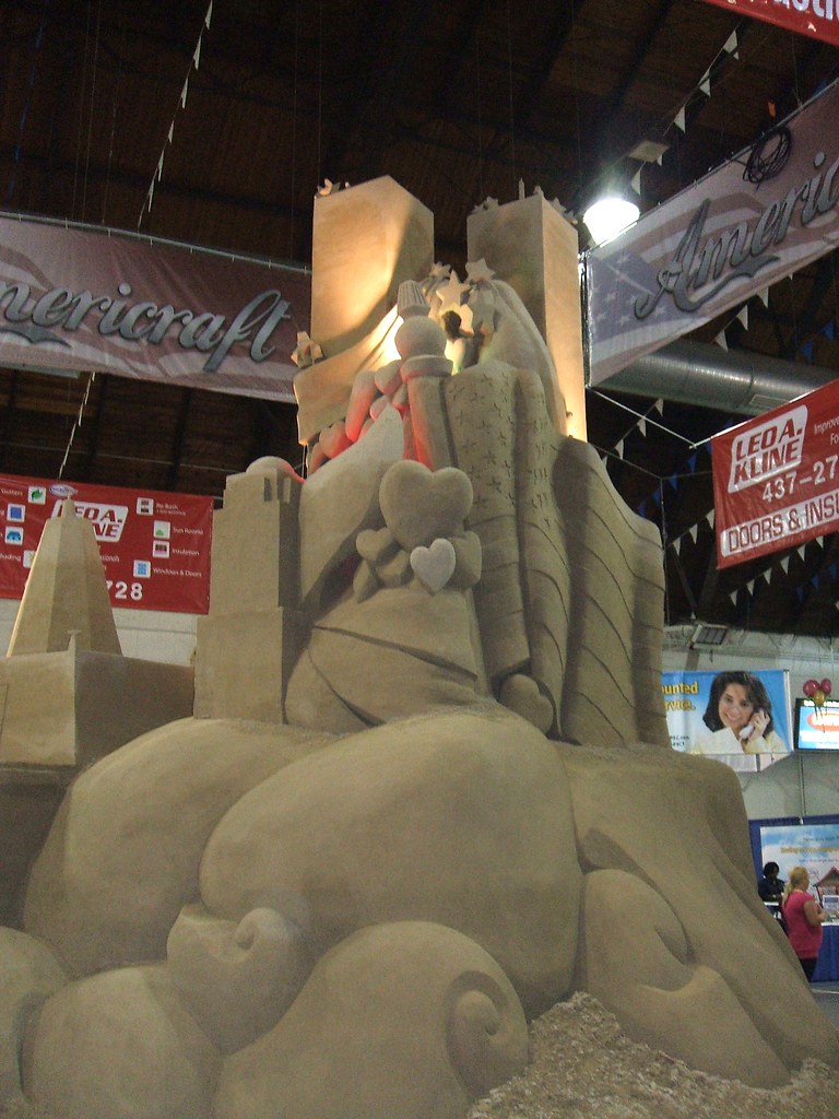 Sand Sculpture NYS Fair Close up of a section of the San… Flickr