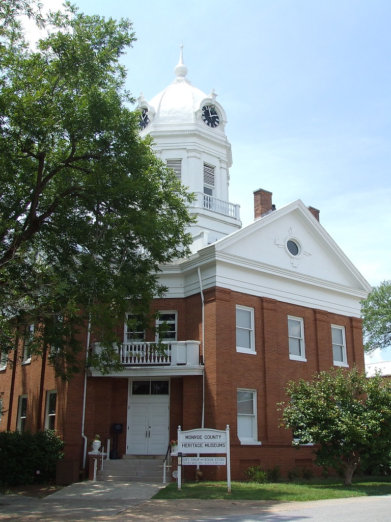 Old Monroeville Court House Andrea Wright Flickr