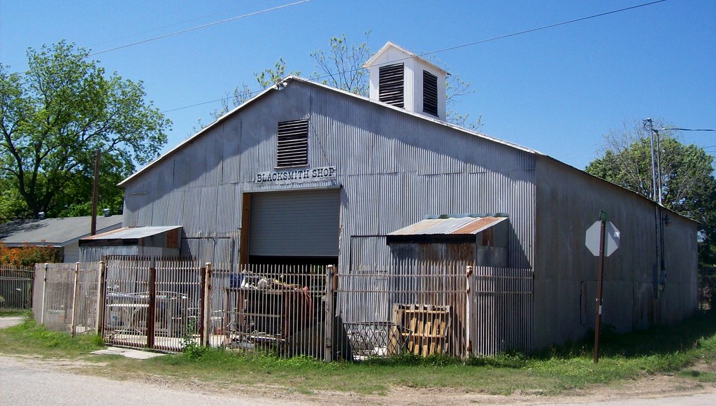 bracken32 Bracken, Comal County, Texas. A tale of two town… Flickr