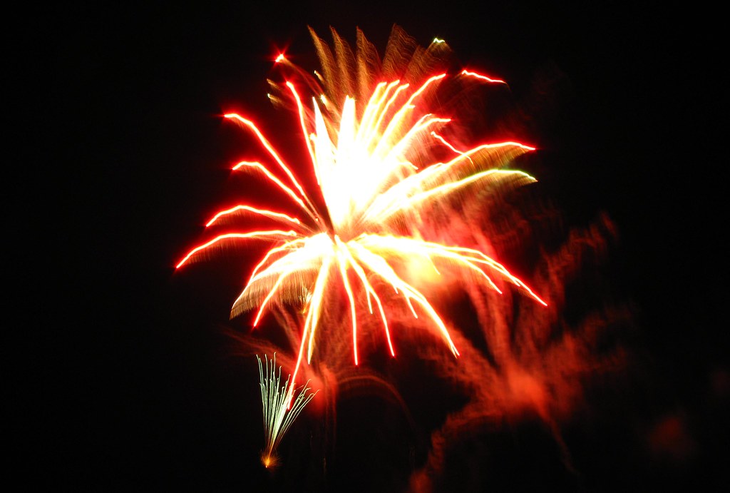 Fireworks 2009 Eagan, MN Jonathan Ford Flickr
