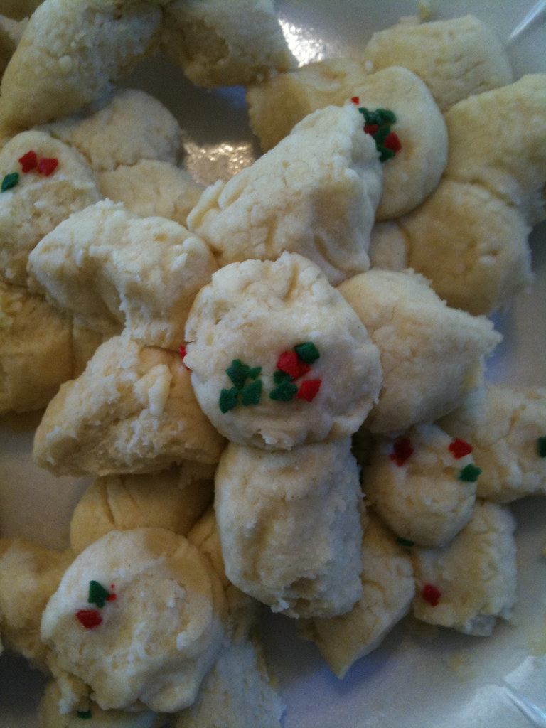 Armenian Christmas Cookies Gurabia Armenian Christmas Cookies made with Grandma and… Flickr
