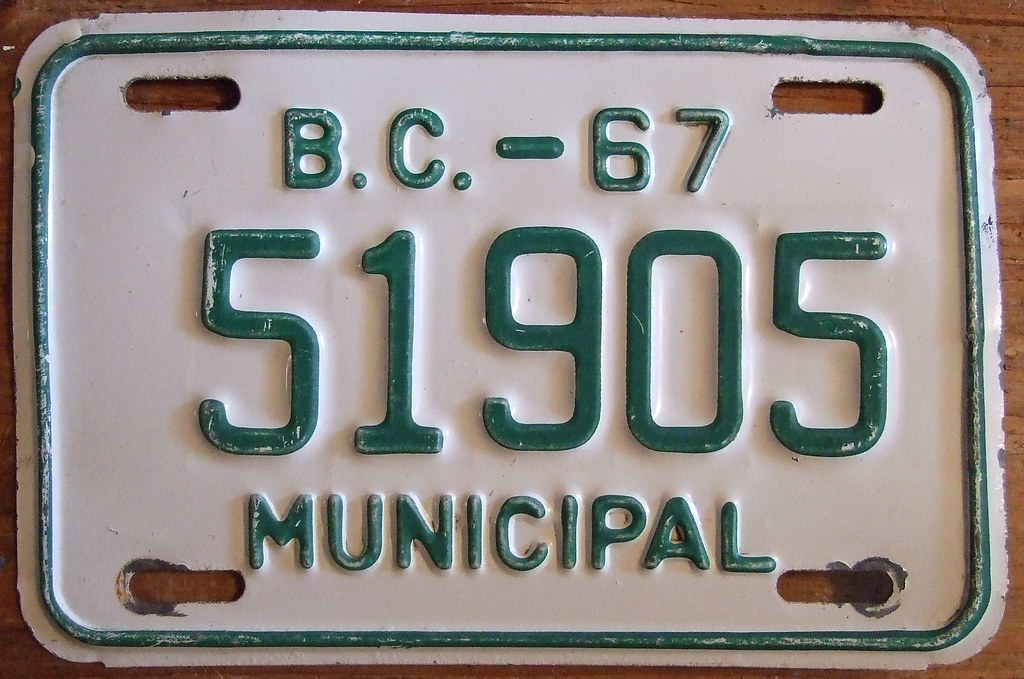 BRITISH COLUMBIA 1967 MUNICIPAL LICENSE plate Jerry "Woody" Flickr