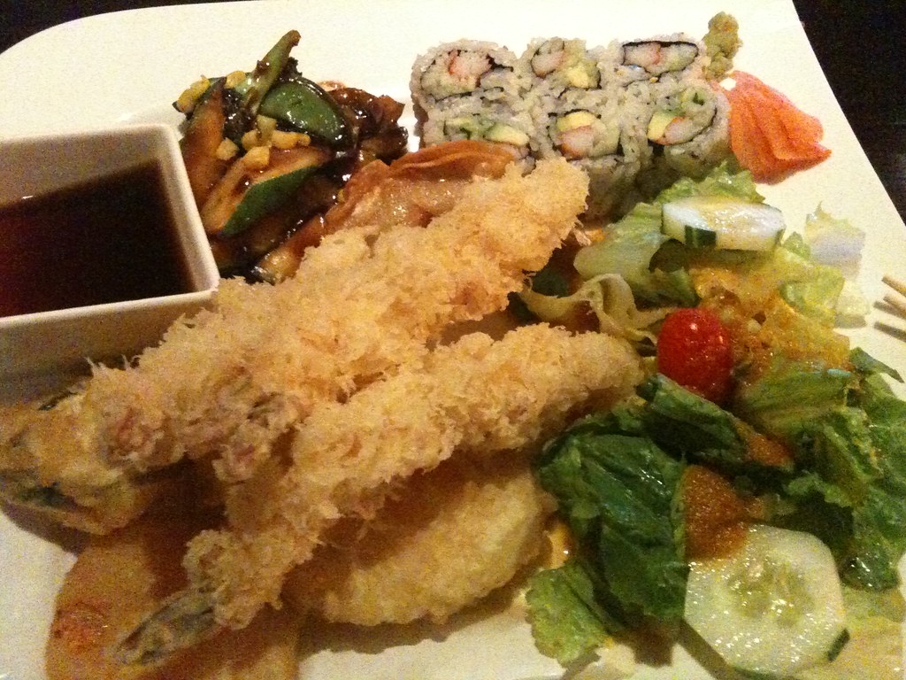 Wasabi's Tempura Shrimp Combo Lunch special for 7.95! Flickr