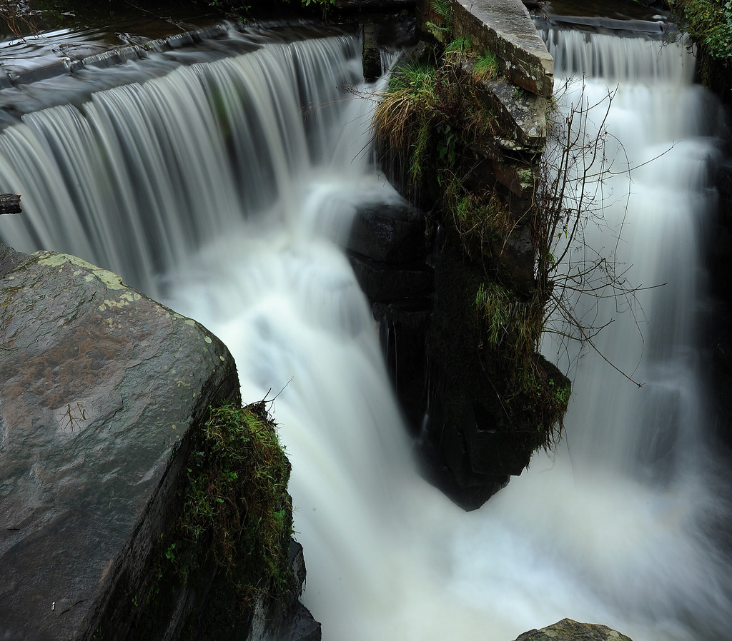 Penllergaer 55443cr The manmade Penllergaer Waterfall. A … Flickr