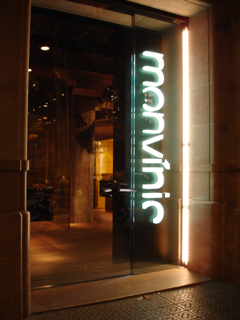 High Tech Wine Bar Monvinic Barcelona … Flickr