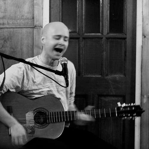 James Bell Mesmerising set, amazing voice, a blinding star… Flickr