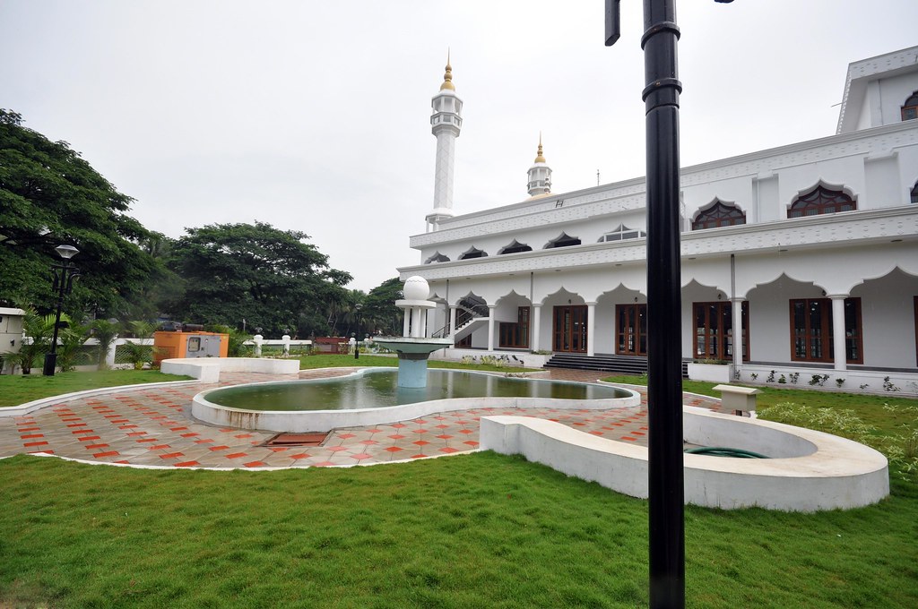 Grand Masjid From Garden 4 umernujoom Flickr