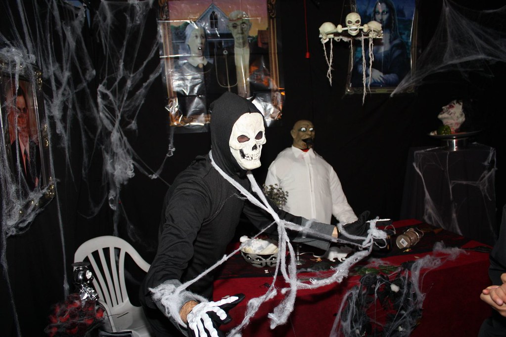 Montreal Haunted House 2009 Pierrefonds Haunted house in… Flickr