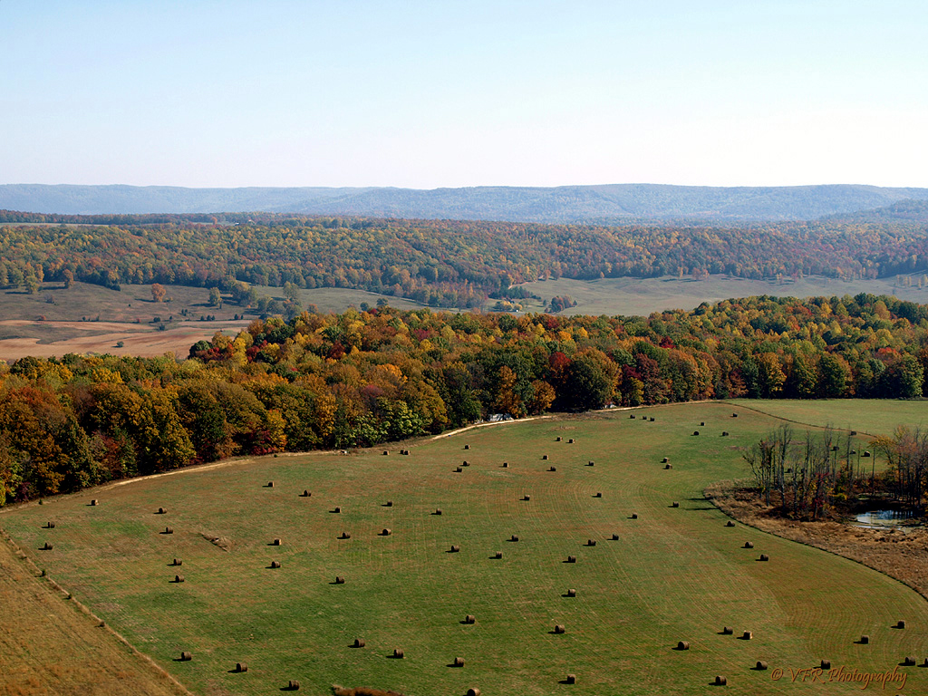 Livingston, Tennessee takeoff in autumn The view looking e… Flickr