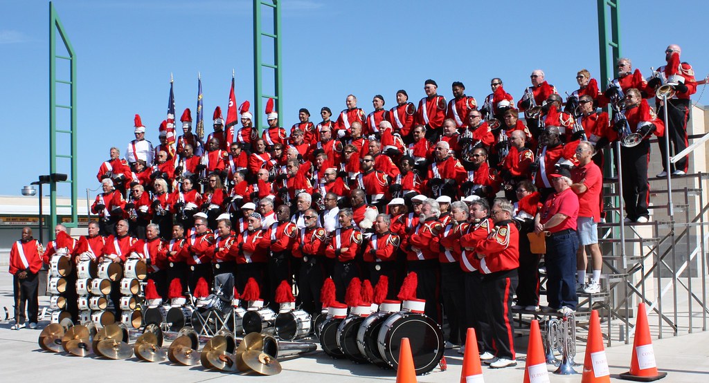 NY Skyliners Alumni Drum & Bugle Corps The 2009 NY Skyline… Flickr