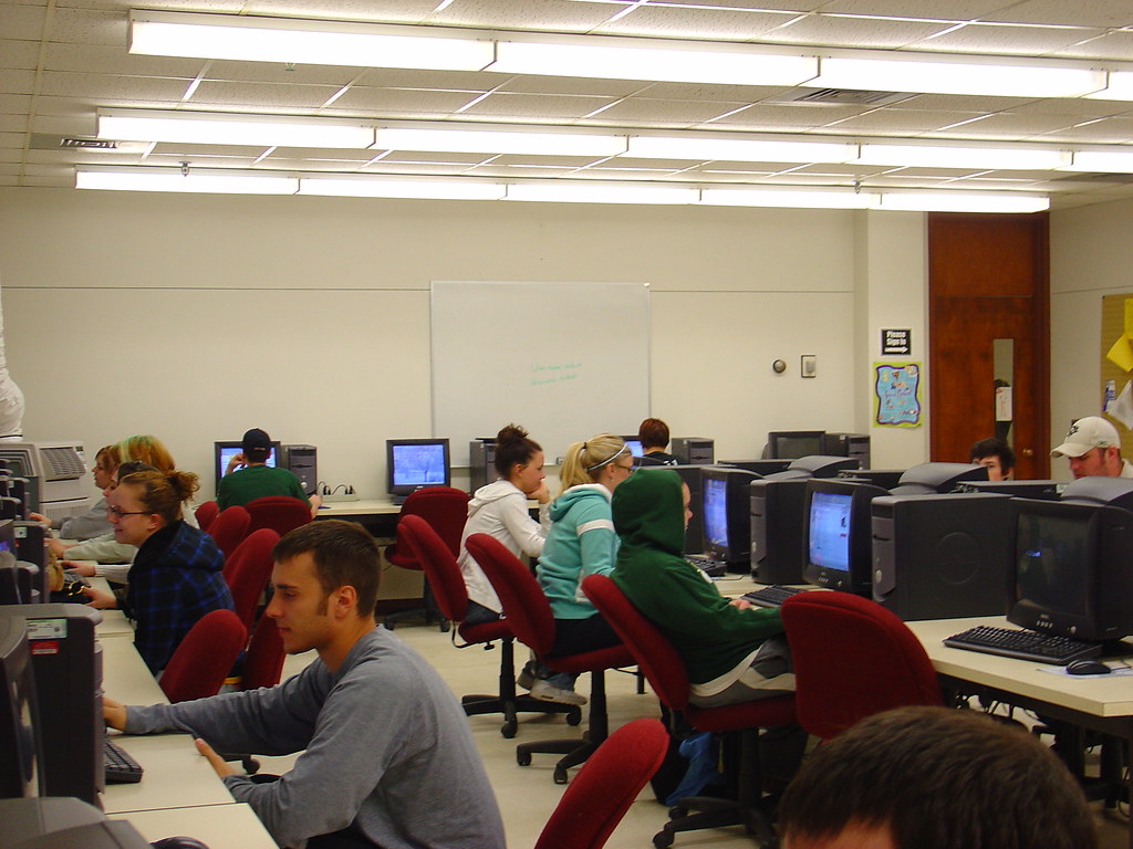 Lab2 The Humanities Department's computer writing lab WLU