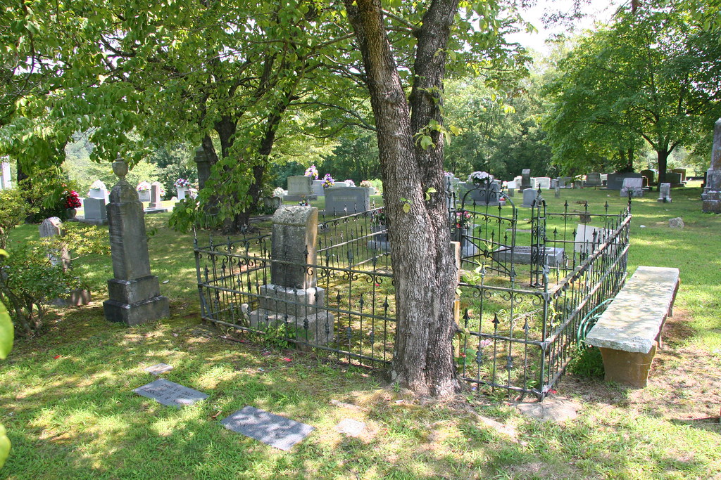 IMG_8888 Steele Cemetery JCMcdavid Flickr